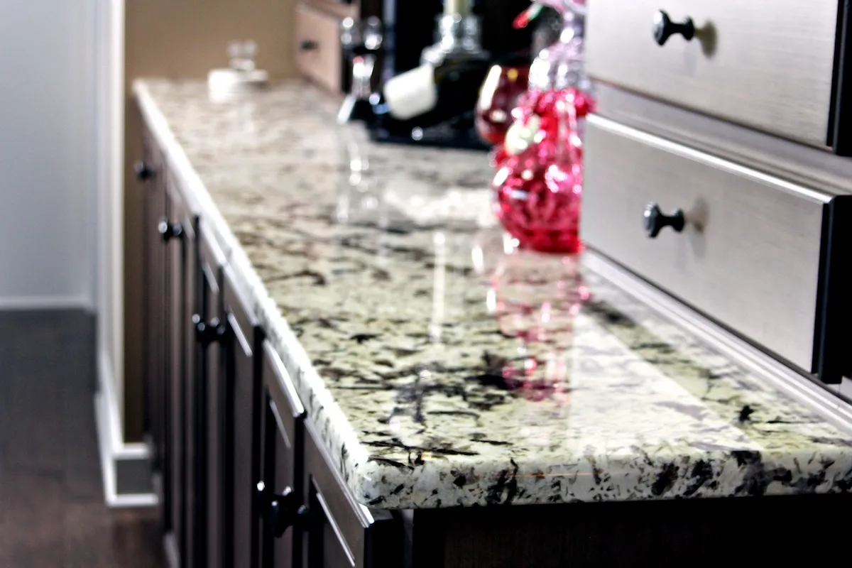 delicatus granite for kitchen hutch and bar canfield oh stone kitchens img8721ddb0068d8ee3 14 0027 1 1c30028