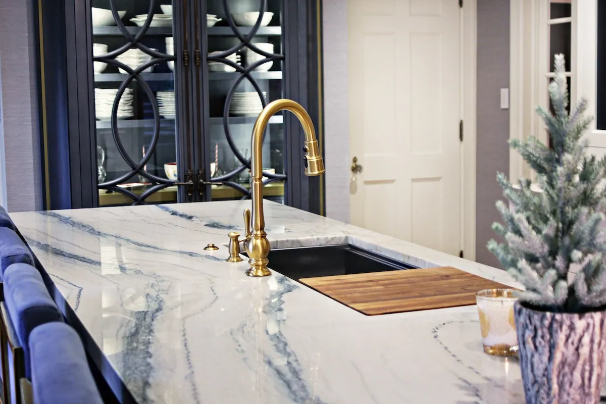 Elegant Transitional Kitchen Kitchen Remodel by Stone Kitchens project photo